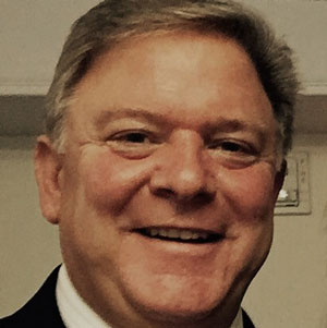 Headshot: Tracy Harris