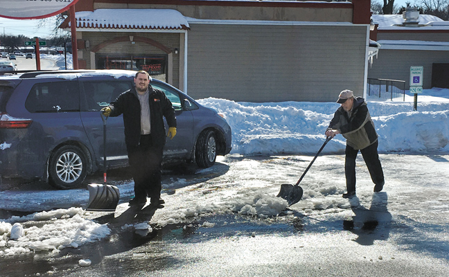Snow shoveling at Schopen Pest Solutions, Photo: Pete Schopen