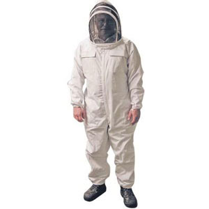 PHOTO: GLOVES BY WEB