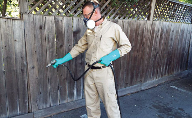 Professionalism is more than looks alone. Training will help ensure technicians act professional too, the panel noted. Photo: The Pest Posse