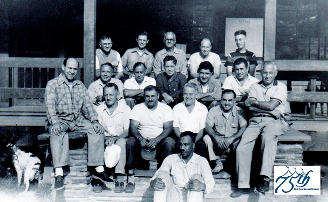 Days of yore: The clinics and clambakes in the early years were much smaller affairs. Check out NJPMA’s Facebook page for several throwback photos like this one. PHOTO: NEW JERSEY PEST MANAGEMENT ASSOCIATION