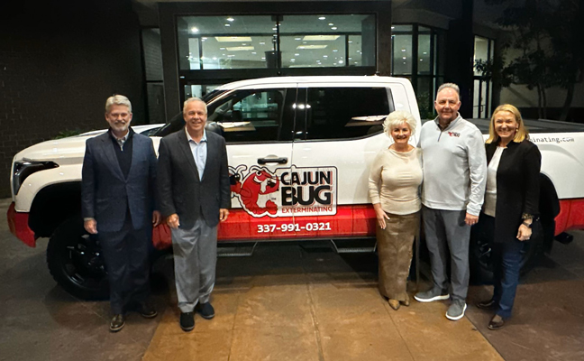 Left to right: Tim Pollard, Kevin Burns, Kimi Hargrave, Jeff Hargrave and Emily Thomas Kendrick. PHOTO COURTESY OF ARROW EXTERMINATORS