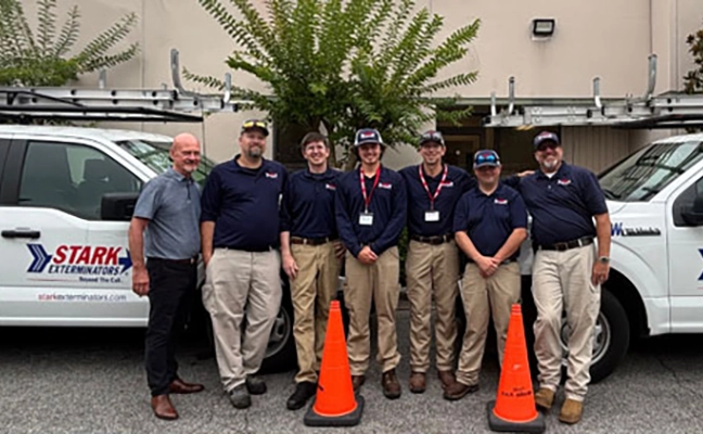 Group shot of Stark Exterminators branch for Arrow Exterminators