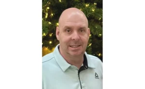 Headshot of Rob Lewis