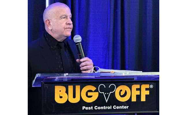 Andy Linares of Bug Off Pest Control Center kicking off the educational portion of the New York Pest Expo (NYPE). IMAGE: PMP STAFF