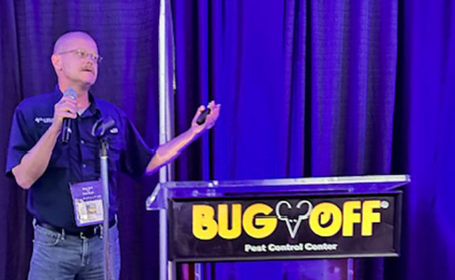 Tim Madere, urban rodentologis + pest control specialist III for the City of New Orleans, showcases why some mice can be so hard to control through a series of photo and video examples. IMAGE: PMP STAFF