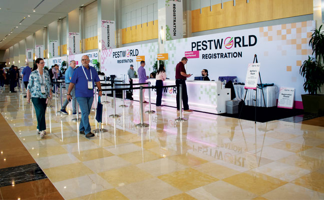 ONE FOR THE BOOKS More than
4,500 attendees signed up for the
annual event, setting a new attendance
record, according to the NPMA. IMAGE: PMP STAFF